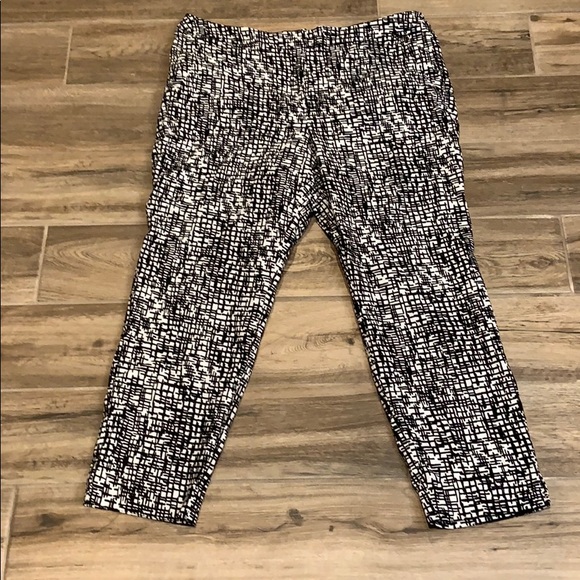 Lane Bryant Pants - Lane Bryant black and white pants, size 20